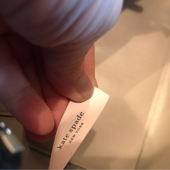 KATE SPADE NWOT SAFFIANO LEATHER LEATHER LINED BAG - Picture 13 of 17